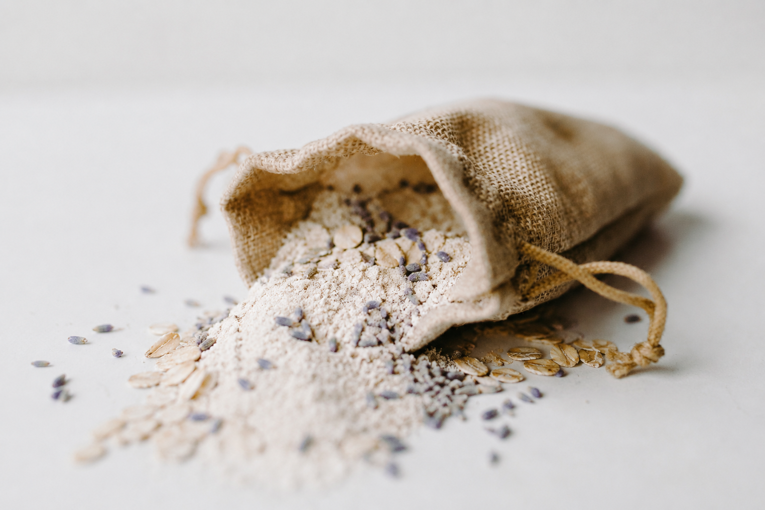Herbal Oatmeal Bath Soak – Rose, Lavender or Chamomile: Lavender